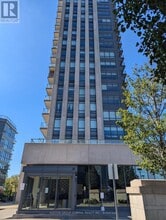 Building Photo - 36 Park Lawn Rd