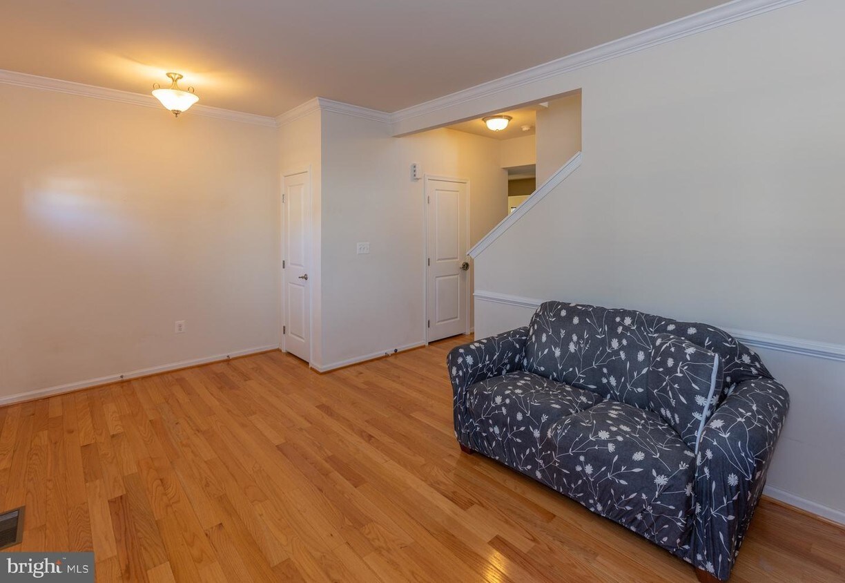 11 Taylors Hill Way, Fredericksburg, VA 22405 House Rental in