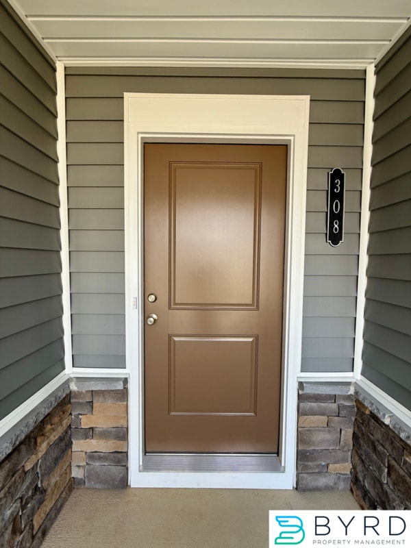 Building Photo - 308 Wilson Crk Dr