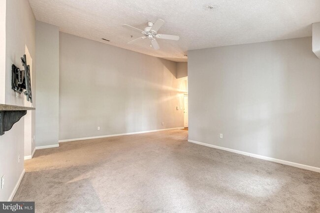 Building Photo - 2406 Autumn Harvest Ct