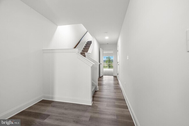 Foto del edificio - 468 Rederick Ln