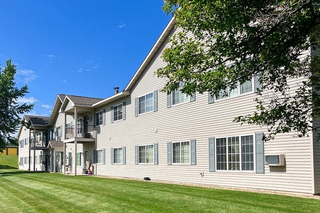 Building Photo - Pheasant Hollow Apartments