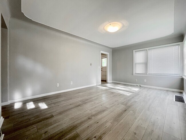 Foto del edificio - 2709 Madison Ave SE