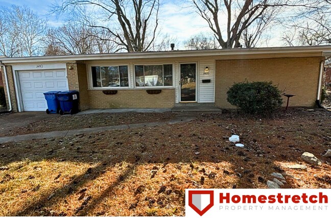 Primary Photo - 2420 N Waterford Dr