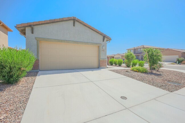 Foto del edificio - *** $400.00 OFF MOVE IN SPECIAL ***   BEAU...