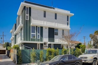 Building Photo - 837 N Kingsley Dr