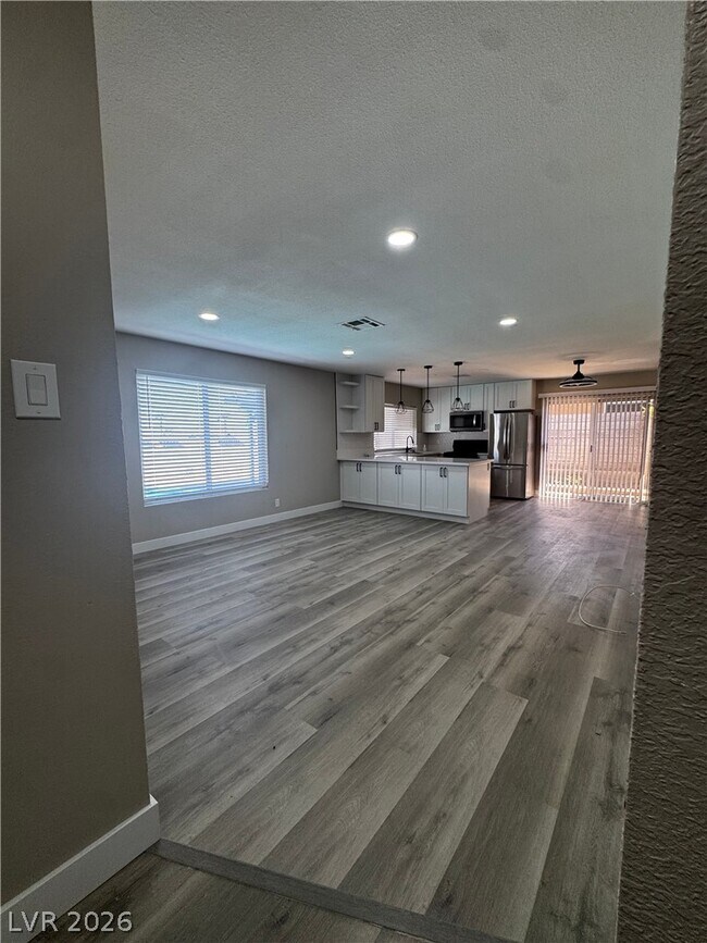Foto del edificio - 336 Viewmont Dr