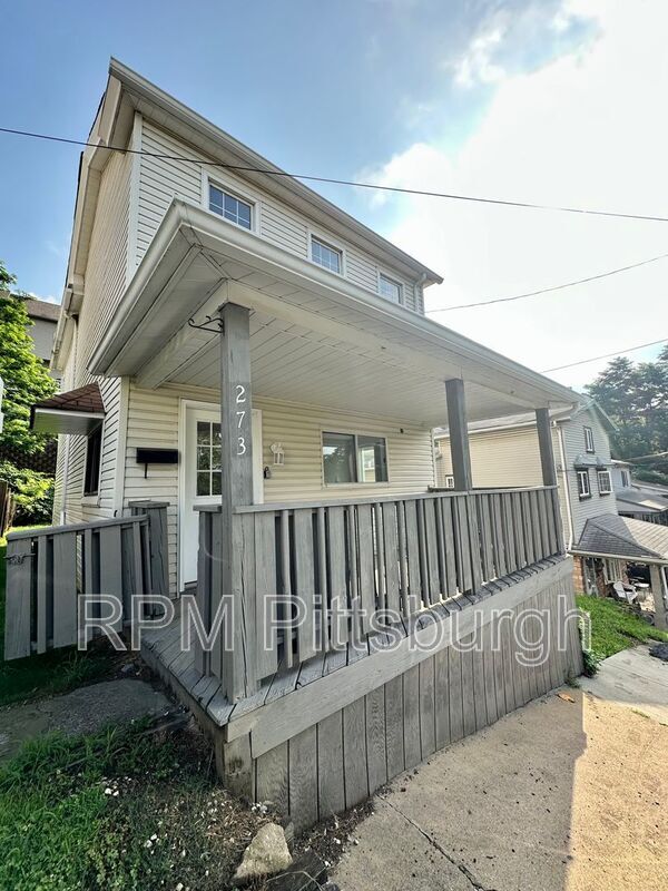 Primary Photo - 273 Albert St