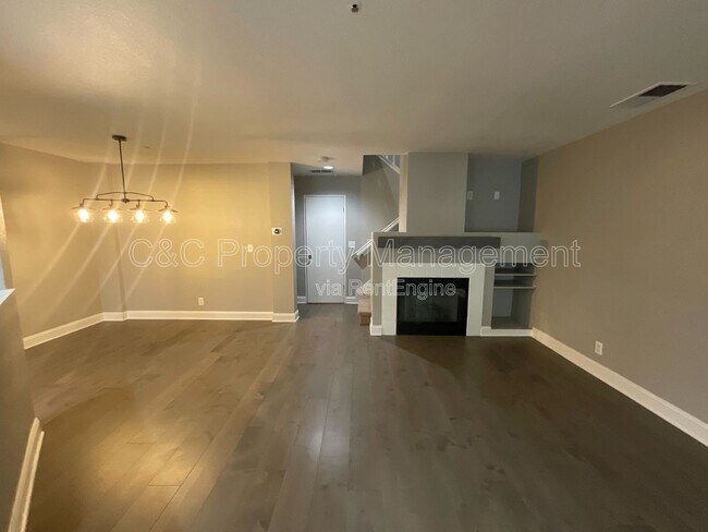 Foto del edificio - 6221 Barb Werner Ln