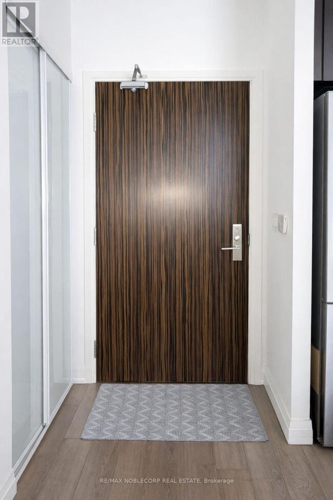 Building Photo - 8763 Bayview Ave