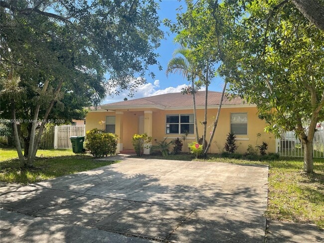 Building Photo - 14152 SW 288th Terrace