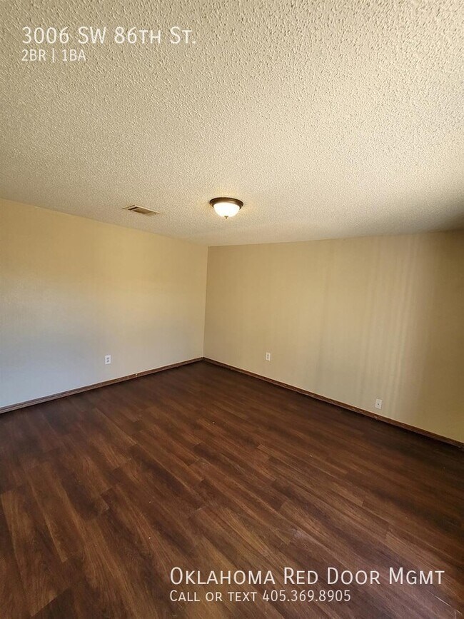 Foto del edificio - 3006 SW 86th St