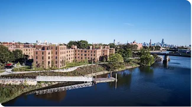 Building Photo - 2857 N Clybourn Ave