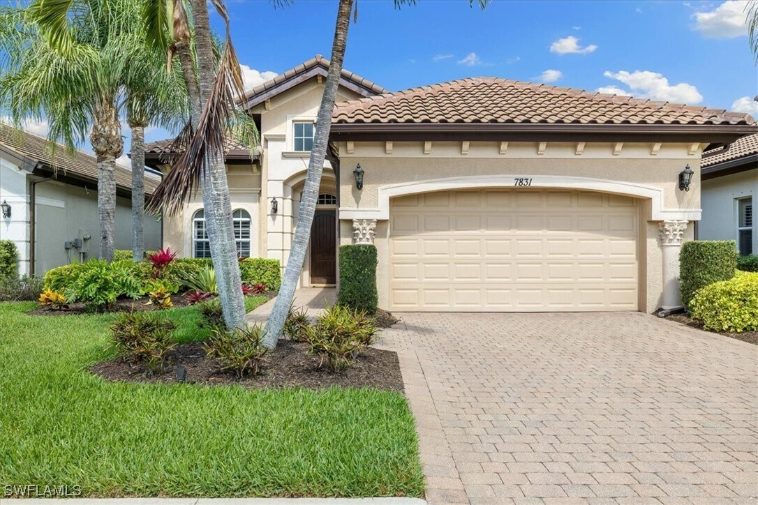 Foto principal - 7831 Valencia Ct