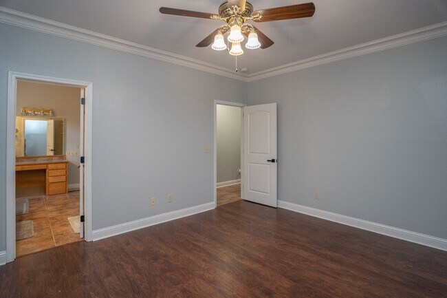 Foto del edificio - 12907 Arthur Ln