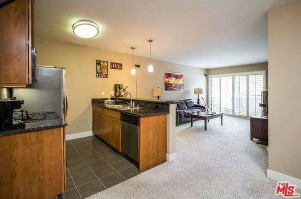 Foto principal - 10982 Roebling Ave