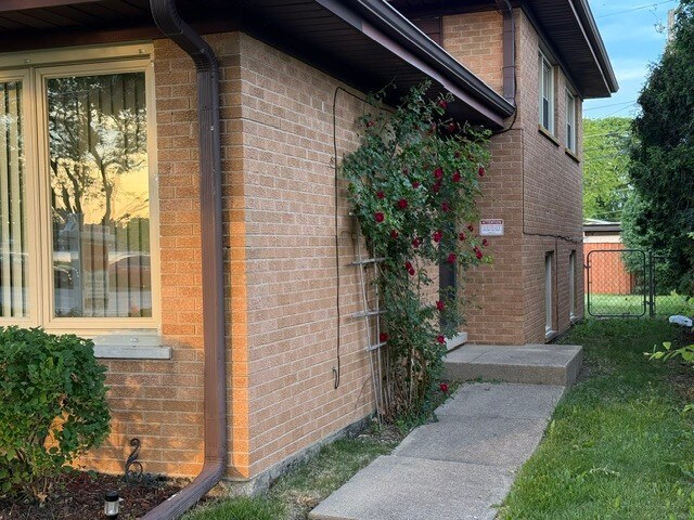 Building Photo - 2185 Lee St