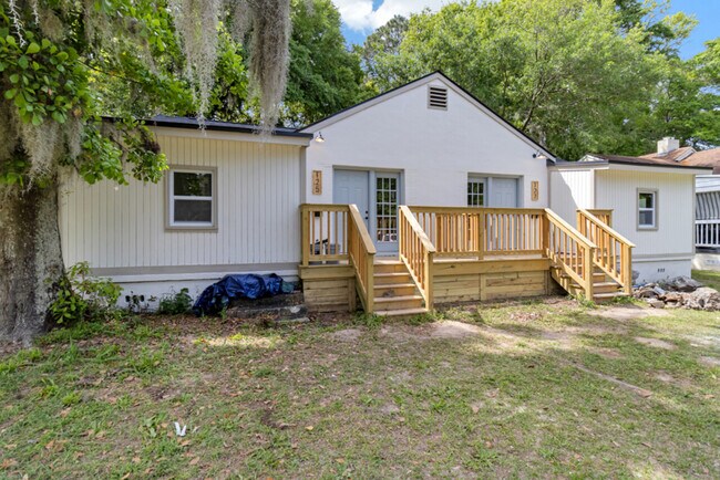 Building Photo - 125 Hibiscus Avenue *NC