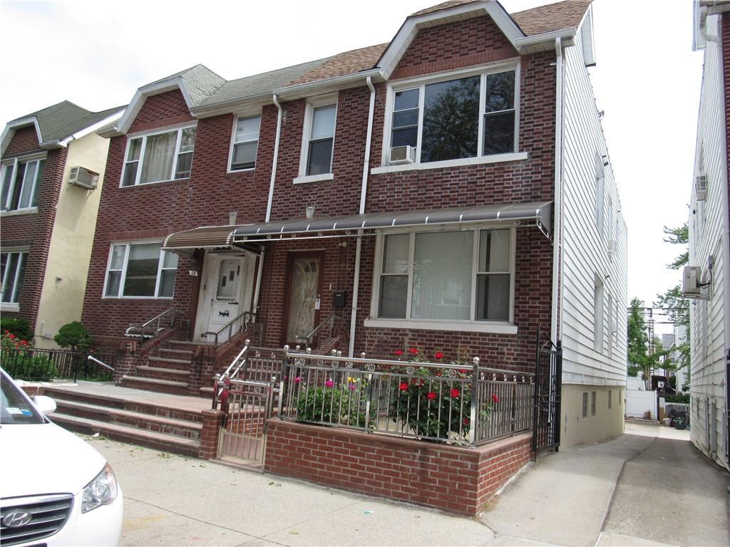 Primary Photo - 25 Bay 8th St