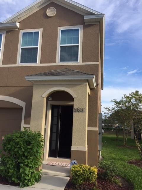 Foto principal - 6831 40th St N