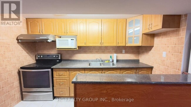 Building Photo - 52 Lakespring Dr