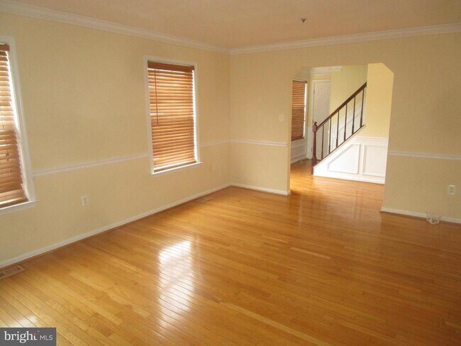 Foto del edificio - 8711 Temple Hill Rd