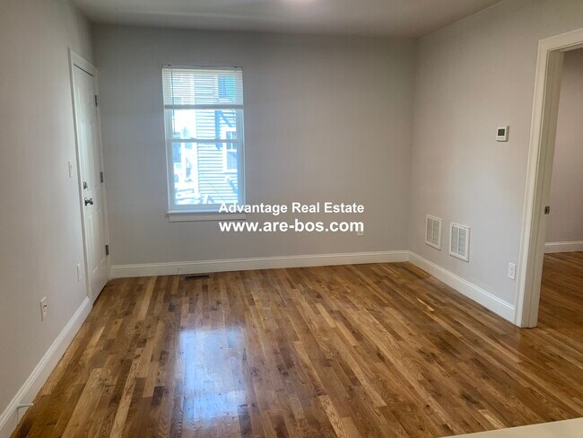 Foto del edificio - 10 Harding St