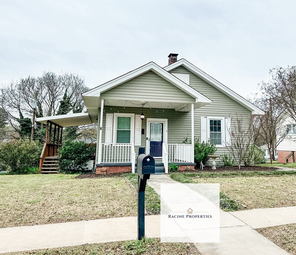 6 Crest St, Lyman, SC 29365 House Rental in Lyman, SC