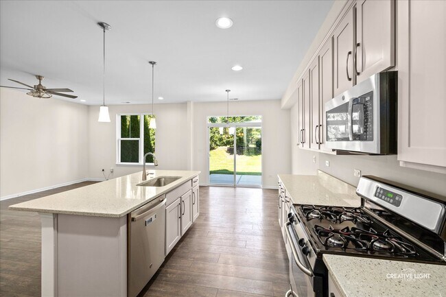 Foto del edificio - 4152 Calder Ln