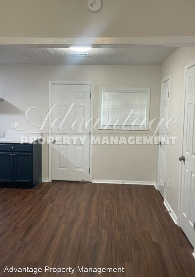 Foto del edificio - 3 br, 2 bath House - 4174 Mountain Terrace...