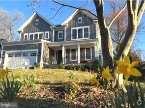 Building Photo - 6626 Moly Dr
