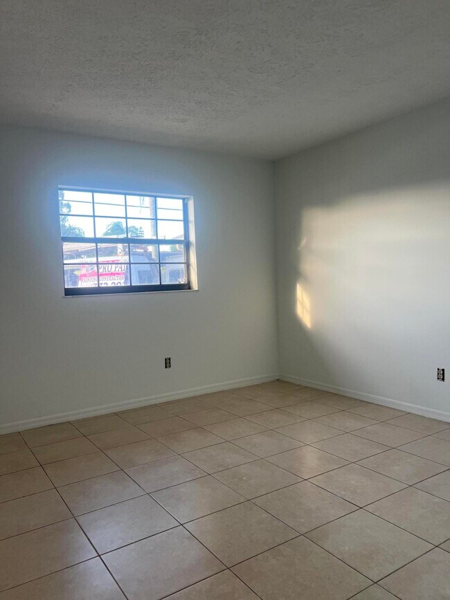 Foto del edificio - 952 SE Walters Terrace