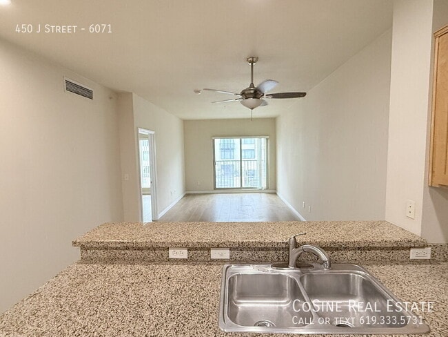 Building Photo - 450 J St