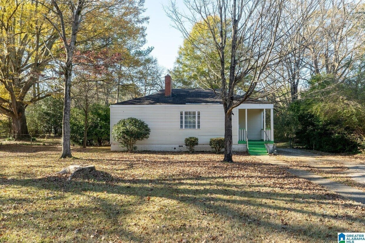 944 Meadowbrook Dr, Birmingham, AL 35215 House Rental in Birmingham