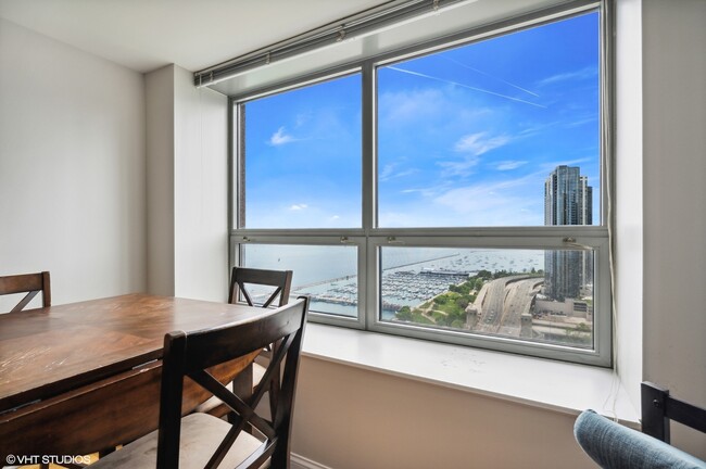 Foto del edificio - 474 N Lake Shore Dr