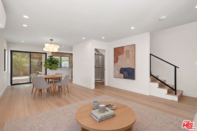 Building Photo - 5843 Whitworth Dr