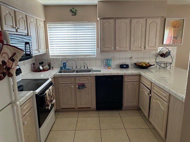 Foto del edificio - 7411 Cornwall Bridge Ln