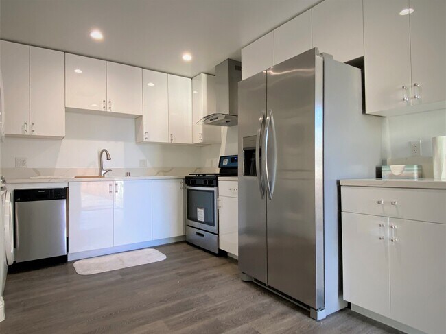 Foto del edificio - 428 N Harvard Blvd