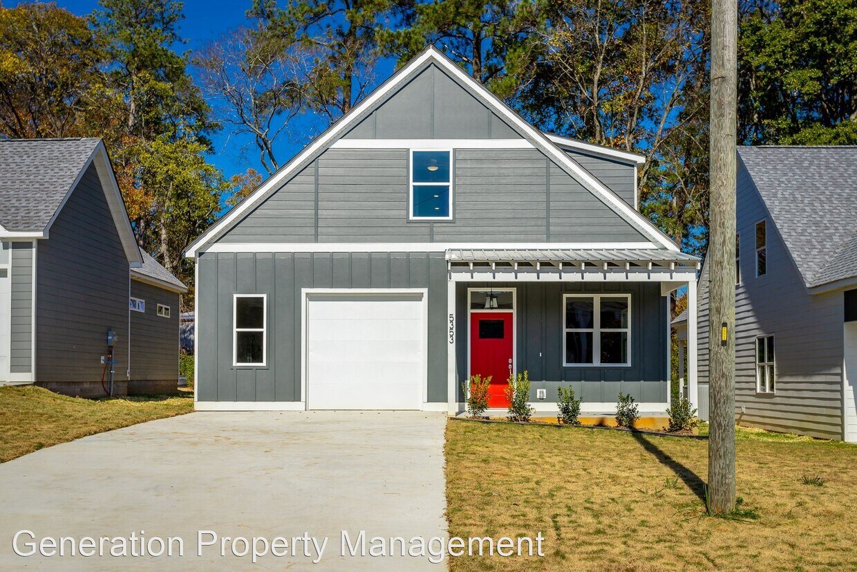 4 br, 2.5 bath House 5353 Lynnland Terrace House for Rent in