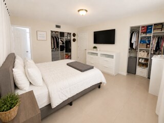 Foto del edificio - 3777 NW 78th Ave