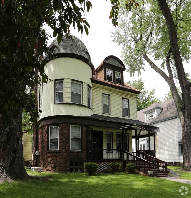 Foto del edificio - 157 S Lake Ave