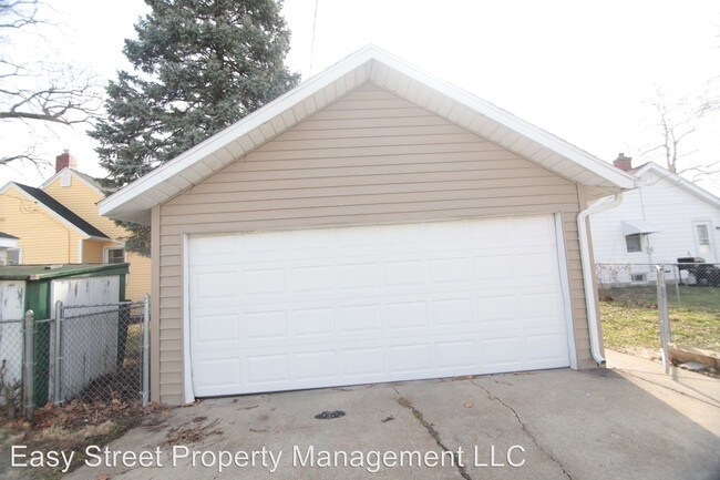 Building Photo - 2 br, 1 bath House - 314 S. Hazelwood Ave