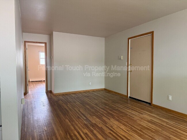 Building Photo - 2814 8th St N