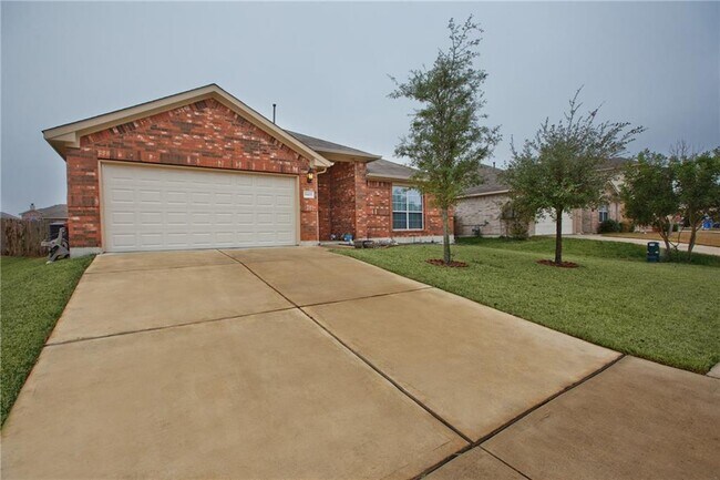 Building Photo - 18408 Dry Brook Loop