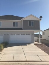Building Photo - 449 W 2150 N