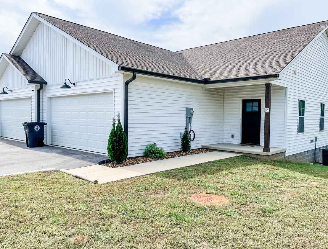 Exterior - 257 New Day Ln