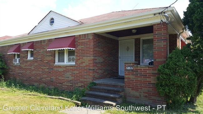 Building Photo - 17632 Harvard Ave