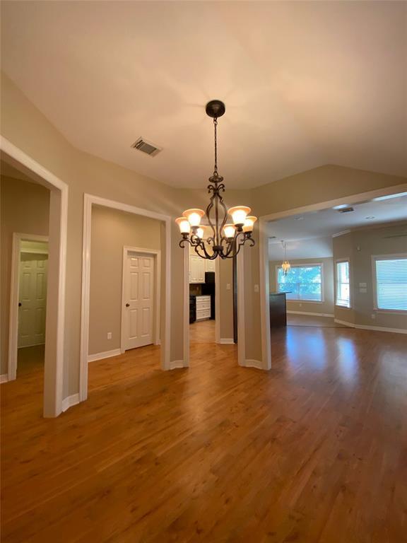 Building Photo - 3618 Country Club Blvd