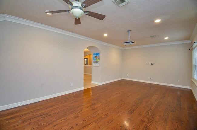 Building Photo - 21719 Oakbridge Park Ln