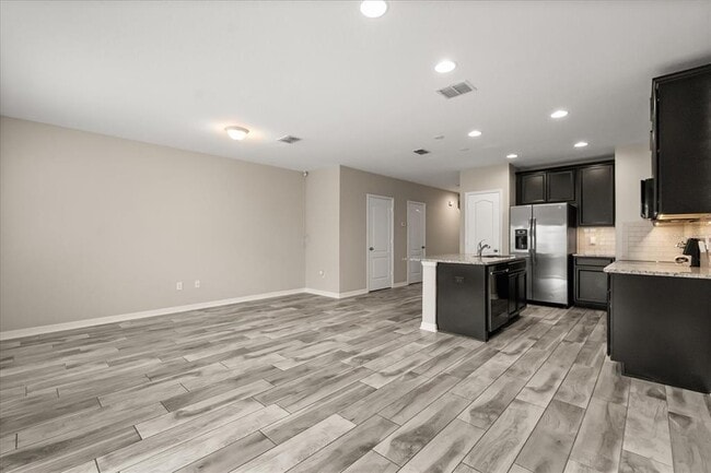 Building Photo - 1155 Water Iris Wy